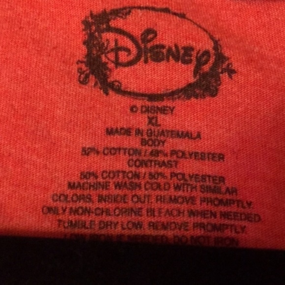 Like New Disney Mickey Mouse T Shirt Size XL - Picture 3 of 10